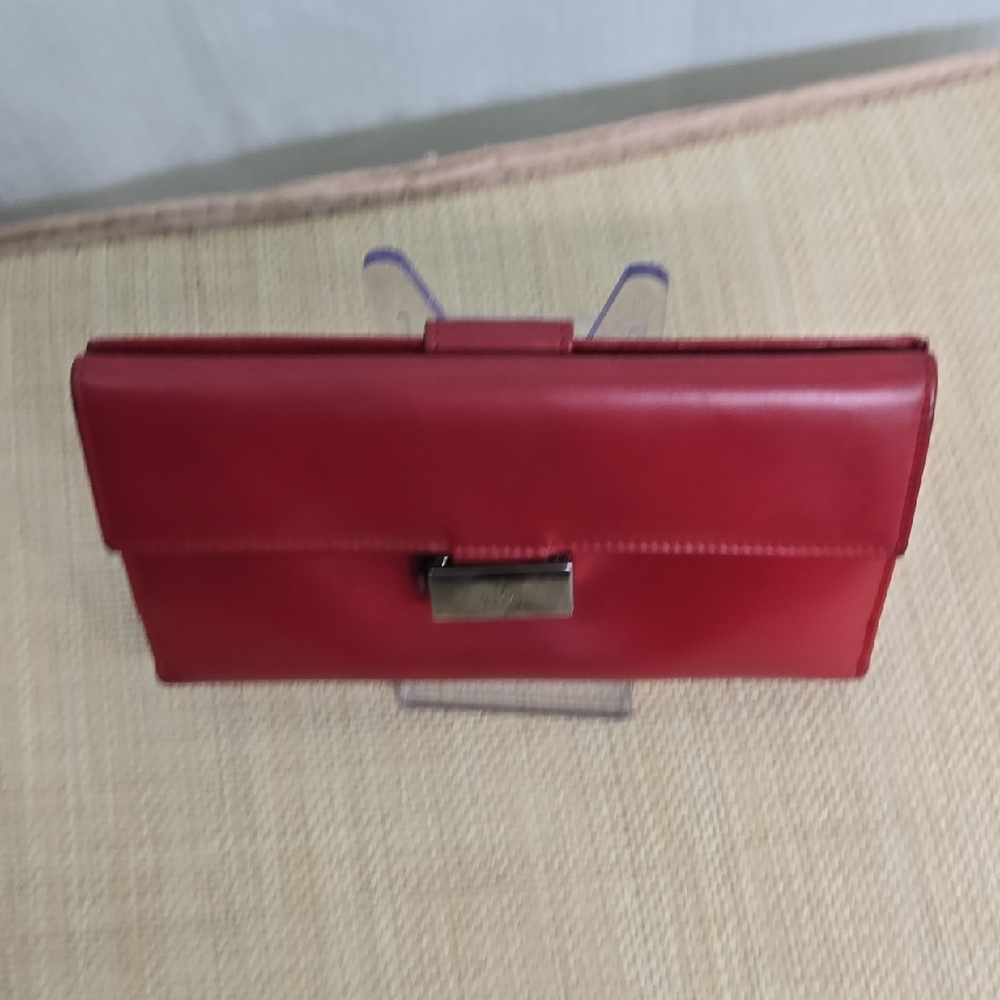 Gucci Red Leather Women's Clutch - Picture 13 of 14